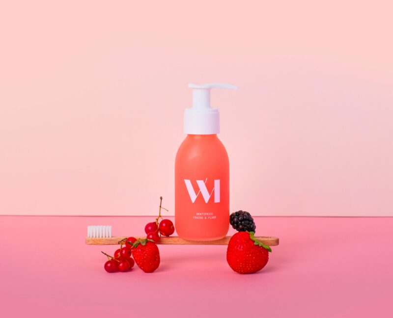 Dentifrice bio fluor fraise - What Matters – Image 3